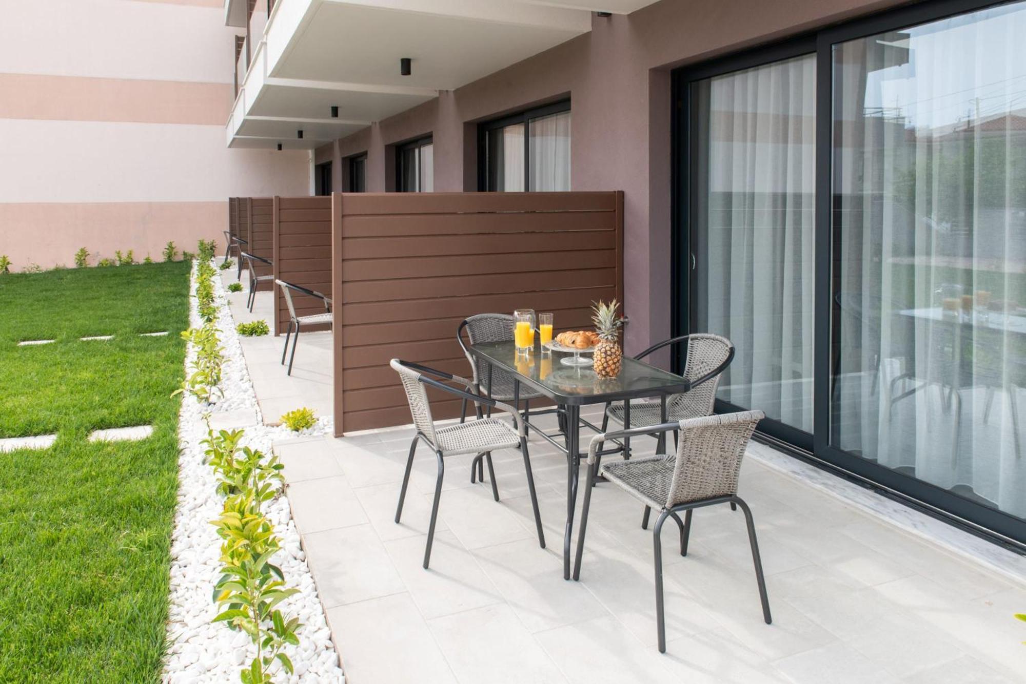Sithonian Sunset Luxury - Nikiti Cozy Getaways Aparthotel Buitenkant foto