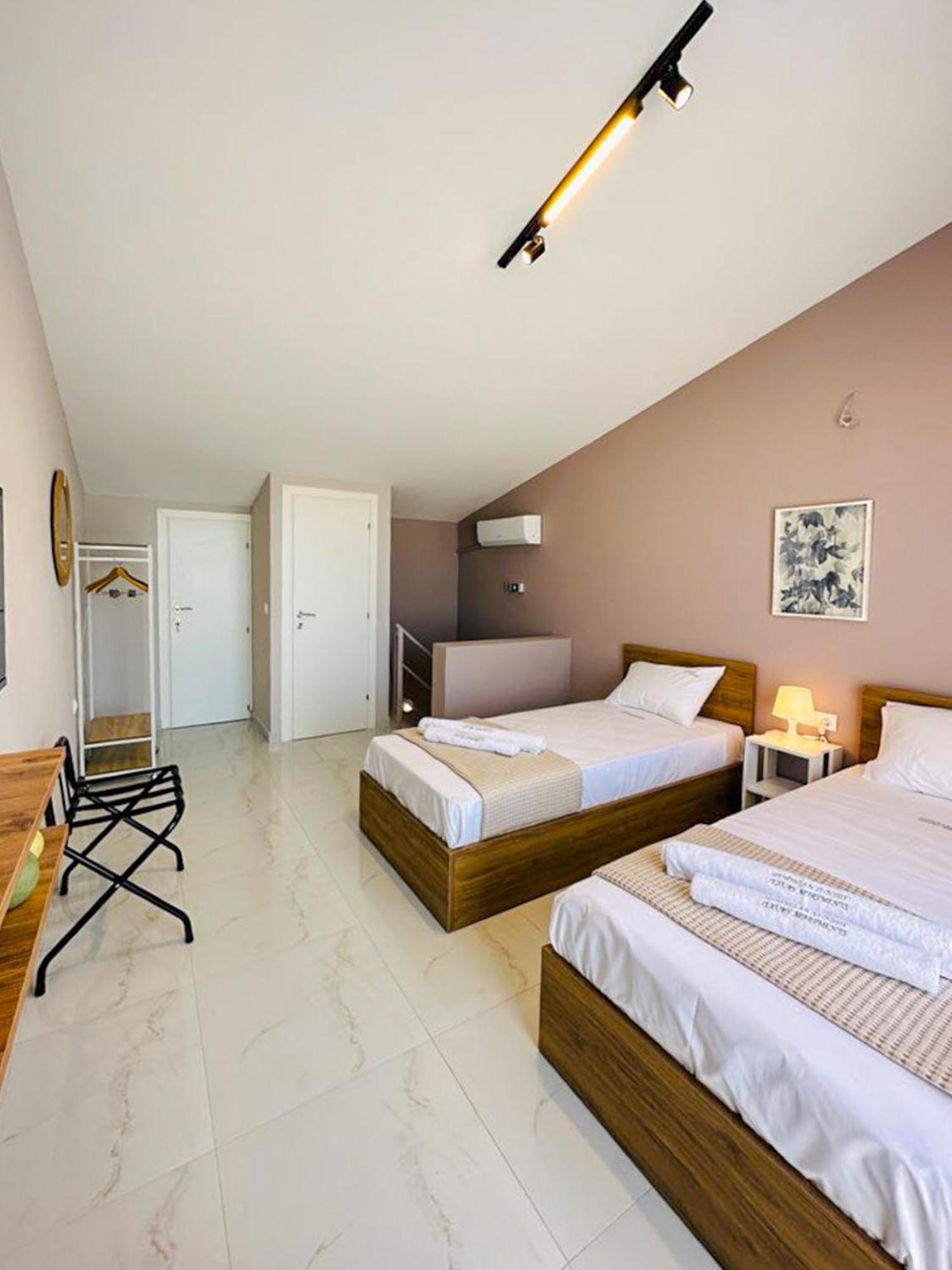Sithonian Sunset Luxury - Nikiti Cozy Getaways Aparthotel Buitenkant foto